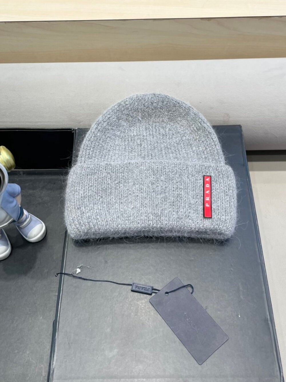 GoodPrada hat